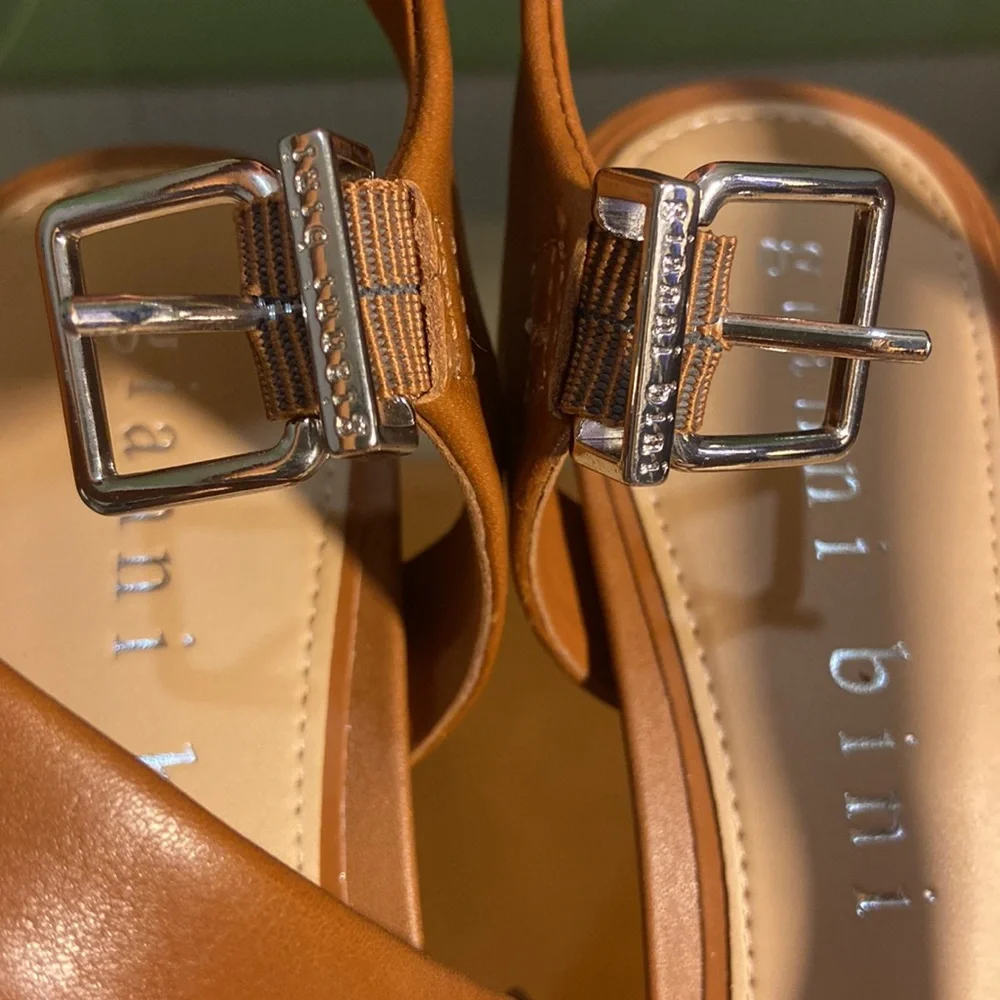 Gianni Bini wedges